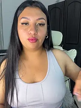 Issa Santana online show from July 10, 2026, 9:04 pm