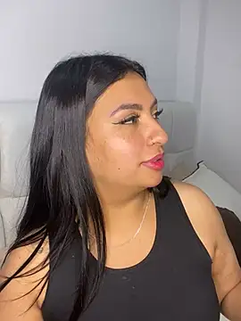 Snapshot of Issa_Santana chatting on February 28, 2026, 9:03 pm Issa Santana online show from February 28, 2026, 9:03 pm