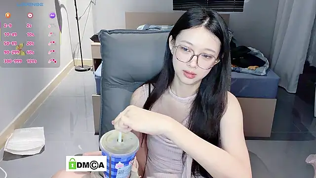 NiNi-baby520 online show from April 7, 2026, 7:32 am