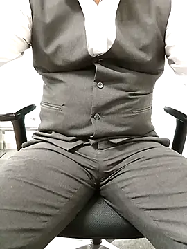 PROMYLOVE online show from March 28, 2026, 2:34 am