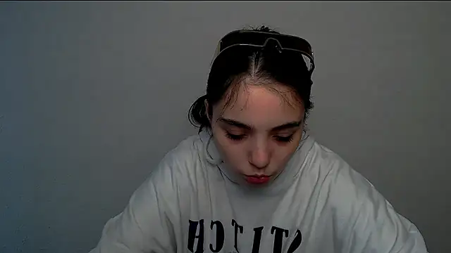 Sun Shine   online show from November 1, 2025, 9:03 am