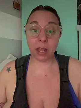 LupeLok online show from October 22, 2025, 4:50 pm