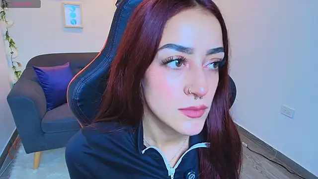 ViolethRosse online show from November 21, 2025, 8:19 pm