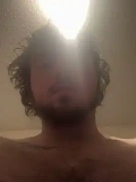 Snapshot of blueeyedman8 chatting on February 14, 2026, 12:33 am blueeyedman8 online show from February 14, 2026, 12:33 am