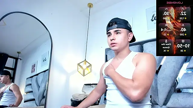 lianfox  online show from March 19, 2026, 12:27 pm