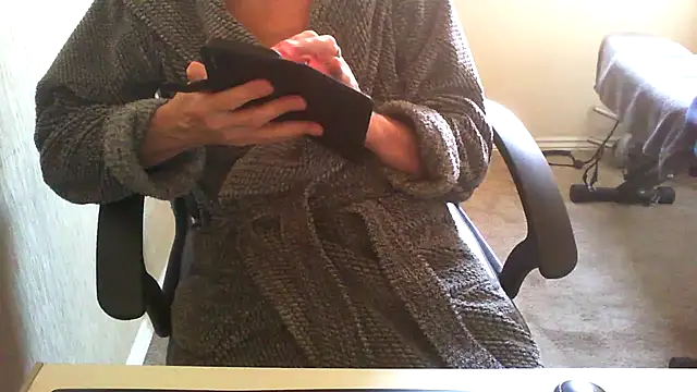 Snapshot of rogpb chatting on February 22, 2026, 10:39 am rogpb online show from February 22, 2026, 10:39 am