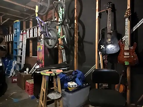 thejuicybacon online show from November 19, 2025, 6:57 am