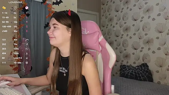 Snapshot of _cute_ice chatting on October 31, 2025, 6:10 am cute ice online show from October 31, 2025, 6:10 am