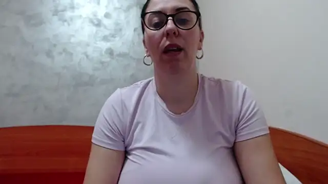 Snapshot of jollene chatting on February 7, 2026, 2:36 pm jollene online show from February 7, 2026, 2:36 pm