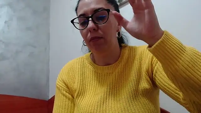 jollene online show from November 17, 2025, 1:59 pm