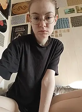  arigins  online show from October 3, 2025, 8:16 am