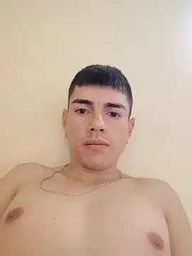 Snapshot of La_Cosita_69 chatting on February 7, 2026, 3:20 pm La Cosita 69 online show from February 7, 2026, 3:20 pm