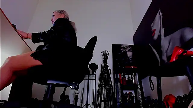 demisweet online show from February 2, 2026, 3:05 am