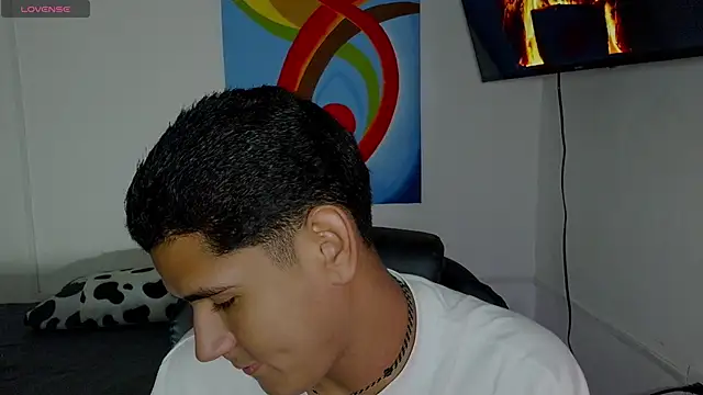 Snapshot of juanacock_1 chatting on February 13, 2026, 12:43 am juanacock 1 online show from February 13, 2026, 12:43 am