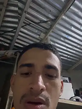 ikaro21 online show from February 5, 2026, 3:46 am