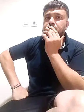 nihattttttttttttttt online show from October 7, 2025, 8:43 pm