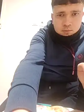 nihattttttttttttttt online show from December 19, 2025, 9:06 pm