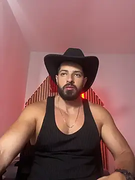 Snapshot of magnumchris chatting on February 14, 2026, 8:20 pm magnumchris online show from February 14, 2026, 8:20 pm