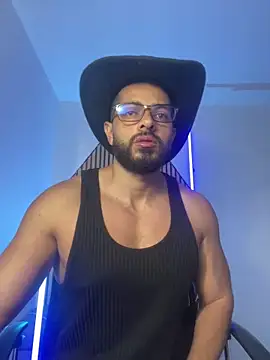 Snapshot of magnumchris chatting on March 2, 2026, 12:12 pm magnumchris online show from March 2, 2026, 12:12 pm