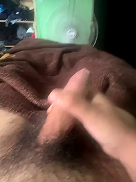 Eduardo 211205 online show from October 28, 2025, 2:05 pm