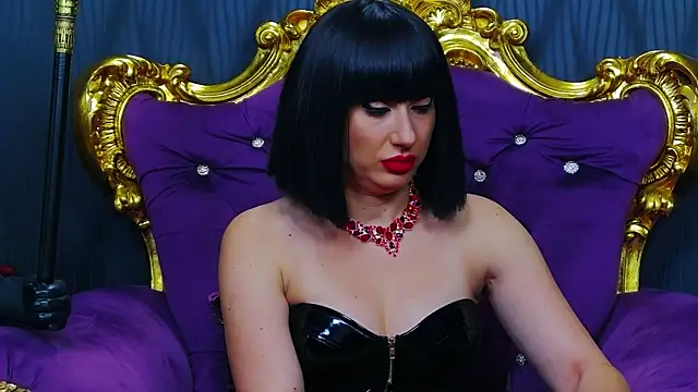 LaraMaeve online show from October 7, 2025, 6:03 am