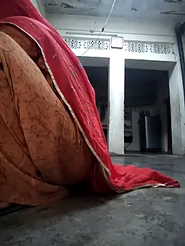 aunty sumy online show from April 17, 2026, 1:19 am