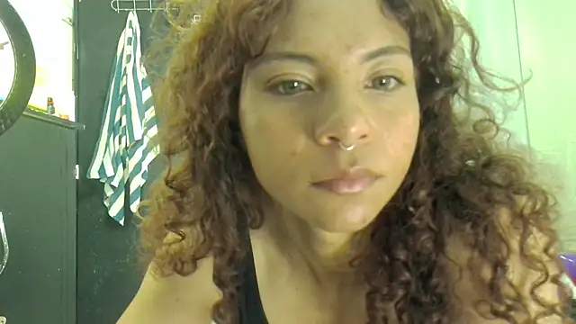 VioletV online show from March 4, 2026, 12:07 am