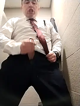 BigCristh79 online show from April 26, 2026, 2:47 pm