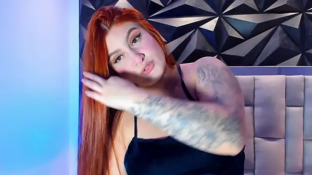 megan whitee   online show from November 12, 2025, 2:04 am