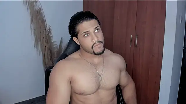 Snapshot of Evansdark1 chatting on July 11, 2026, 10:43 pm Evansdark1 online show from July 11, 2026, 10:43 pm
