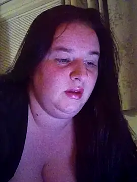 Snapshot of Curvaceouscarla chatting on October 6, 2025, 8:20 pm Curvaceouscarla online show from October 6, 2025, 8:20 pm