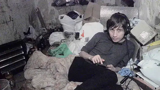 makarov1993 online show from June 10, 2026, 6:03 am