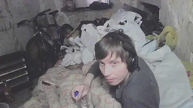 makarov1993 online show from May 18, 2026, 6:34 pm