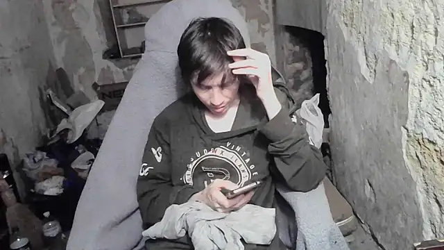 makarov1993 online show from July 27, 2026, 8:43 am