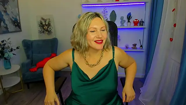 NinaStarle online show from February 17, 2026, 1:08 pm