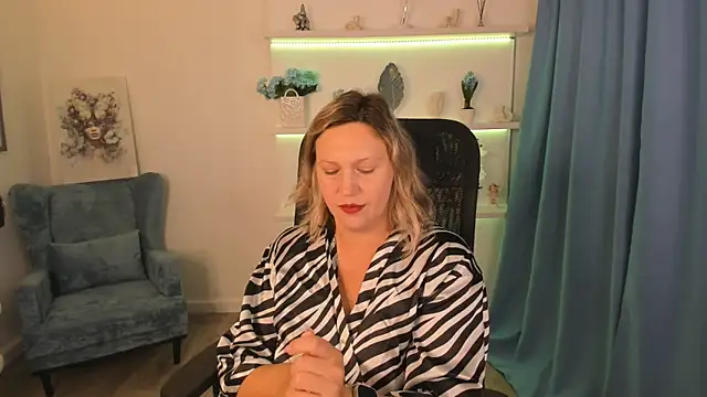 NinaStarle online show from September 20, 2025, 5:12 am