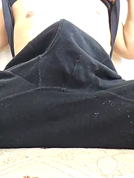 Takumin-mogmog online show from October 5, 2025, 3:52 am