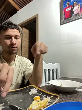 Michaell Spinelly online show from November 13, 2025, 3:10 am