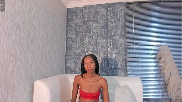 NathalyLeen online show from February 28, 2026, 8:41 pm