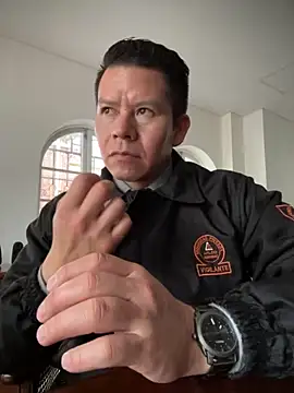 Manu0586 online show from October 8, 2025, 12:28 pm