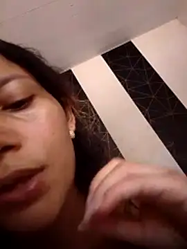Gcarvalho1221 online show from June 18, 2026, 3:06 pm