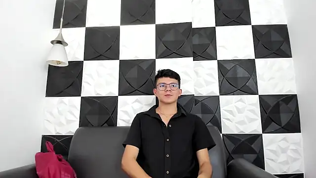 AndyFame1 online show from December 17, 2025, 6:57 pm