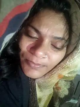 couple 71 online show from December 1, 2025, 9:48 pm