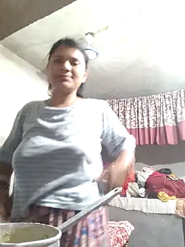 Snapshot of couple_71 chatting on March 30, 2026, 7:48 pm couple 71 online show from March 30, 2026, 7:48 pm