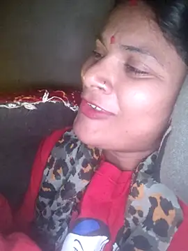 couple 71 online show from December 16, 2025, 8:40 am