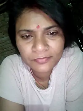 Snapshot of couple_71 chatting on April 20, 2026, 6:20 pm couple 71 online show from April 20, 2026, 6:20 pm