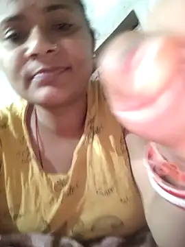 Snapshot of couple_71 chatting on March 26, 2026, 6:17 pm couple 71 online show from March 26, 2026, 6:17 pm
