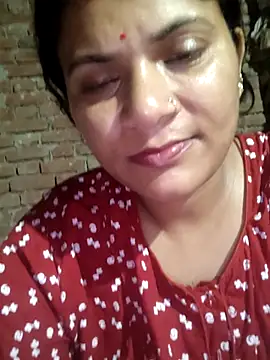 Snapshot of couple_71 chatting on May 19, 2026, 6:15 pm couple 71 online show from May 19, 2026, 6:15 pm