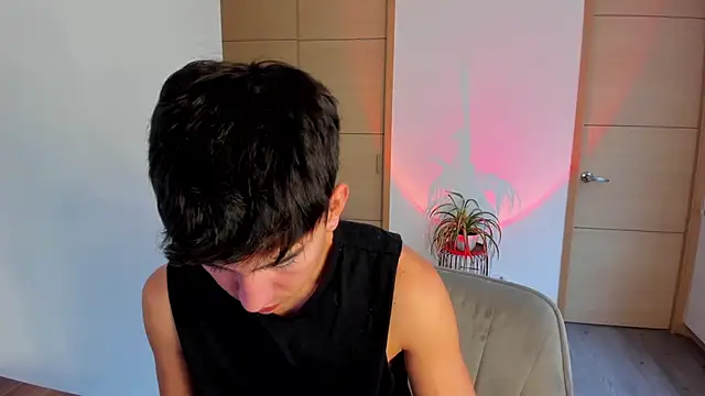 sweettaaron01 online show from September 30, 2025, 5:19 pm