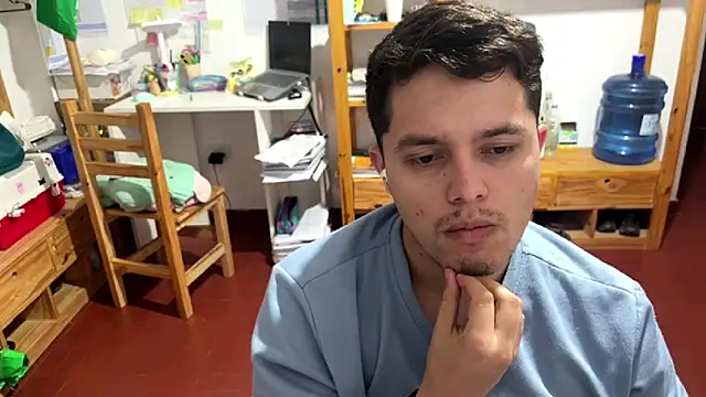 Haustin202 online show from November 9, 2025, 3:10 am